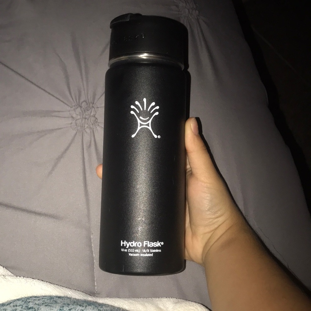 Black Hydroflask